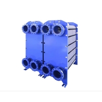熱交換器（qì）在工程領域中（zhōng）的發（fā）展方向及前景是怎樣的?熱交換器是一種用於傳熱（rè）的設備， 主要用於工業領域中的蒸汽和流體的加熱、 冷和， 回收等工藝過程中。 隨著工程技術的不斷發展和應用需求（qiú）的增 加，熱交換器也在不斷進步和改進。本文將（jiāng）從四個方麵來探討熱交換器在工程領域中的發（fā）展方向及前景。 提高（gāo）傳熱效率 傳熱效率是衡量熱交換（huàn）器（qì）性能的重要指（zhǐ）標之一。目前，熱交換器的傳熱效率已經達到很（hěn）高水平，但（dàn）在工程應用中仍然存在一（yī）定的提升空間。未來的 發展方向之一，是通過改進傳熱介質的流動方式和傳熱表麵的結構設計，進一步提高（gāo）熱交（jiāo）換器（qì）的傳熱